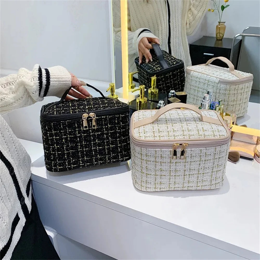 Small Chic Travel Women Cosmetic Bag