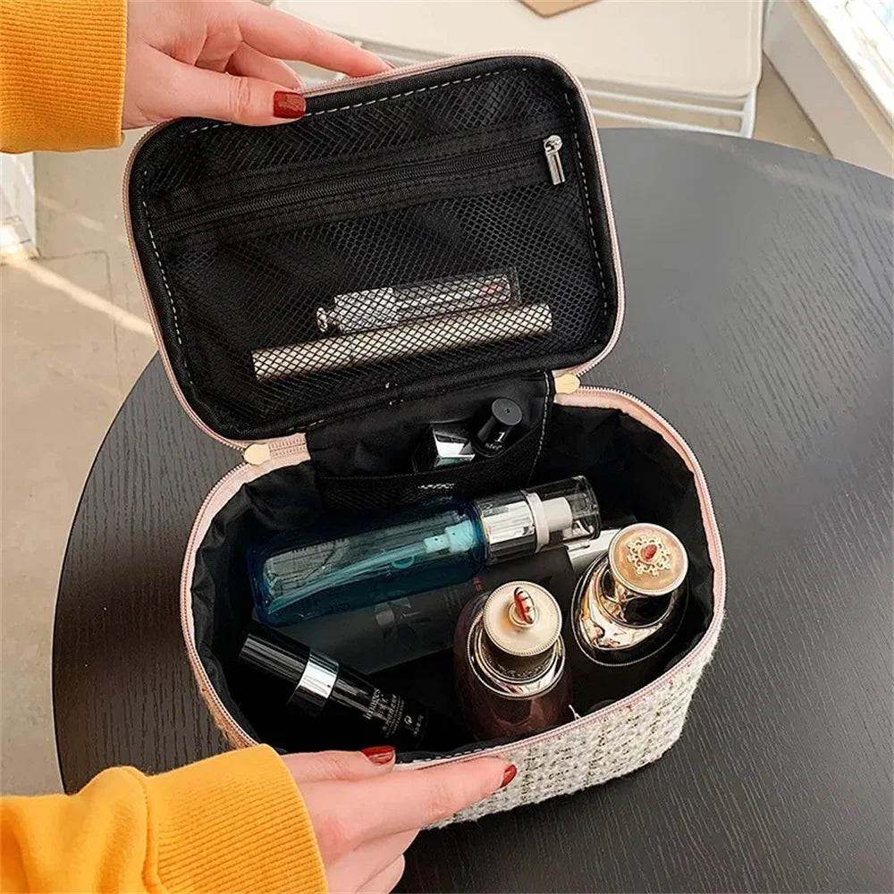 Small Chic Travel Women Cosmetic Bag