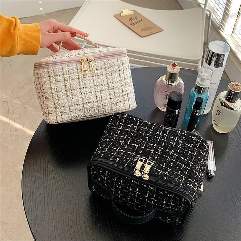 Small Chic Travel Women Cosmetic Bag